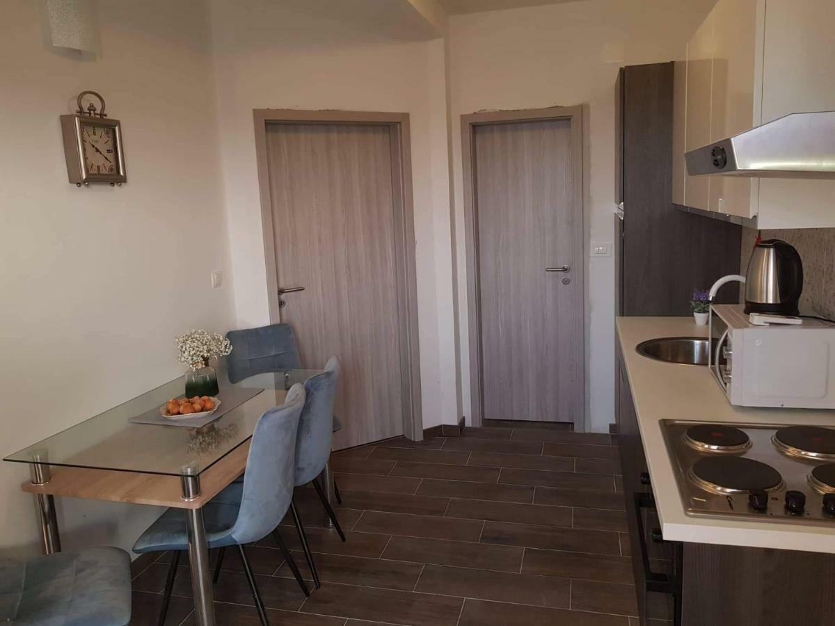 Apartmani Luce I Miho Nin Εξωτερικό φωτογραφία