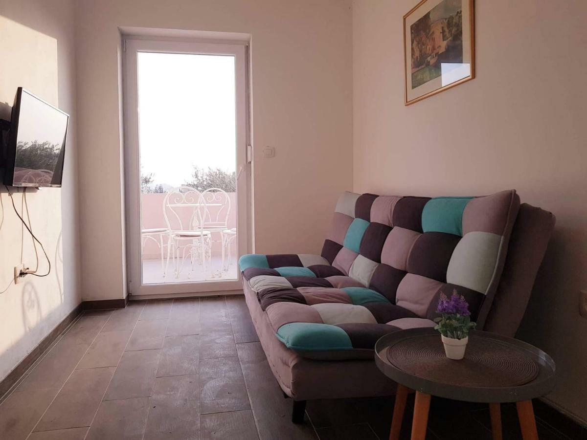 Apartmani Luce I Miho Nin Εξωτερικό φωτογραφία