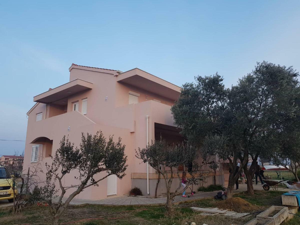 Apartmani Luce I Miho Nin Εξωτερικό φωτογραφία